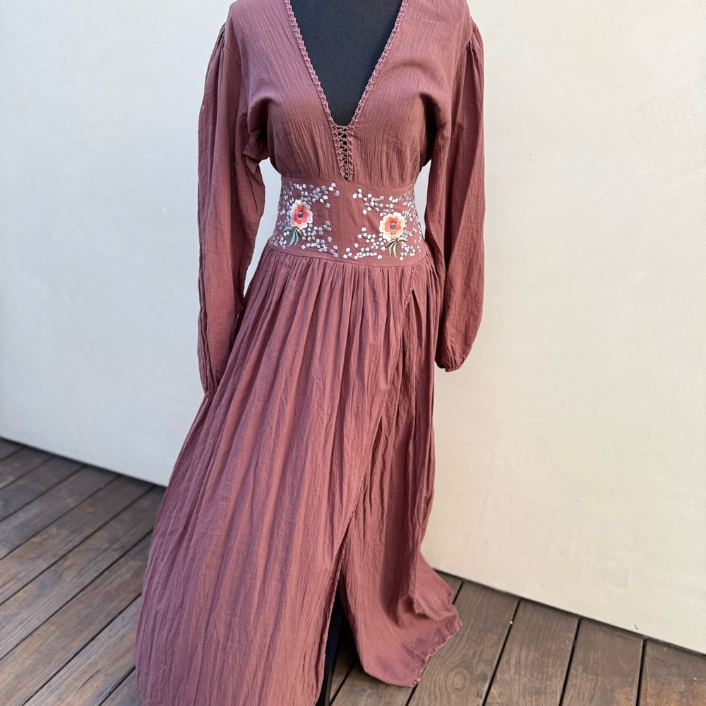 Chasing Unicorns dress - Picture 4 of 9